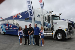 Suzuki's Phil Tainton and Perry Morrison with Mack's Gary Bone