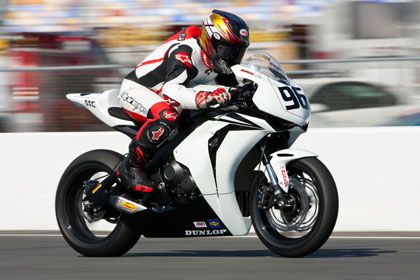 Gobert in action on his Trifoglio Racing Honda CBR1000RR