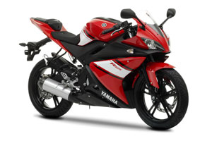 Yamaha YZF-R125 in red