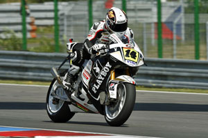 De Puniet will remain at LCR Honda for 2010
