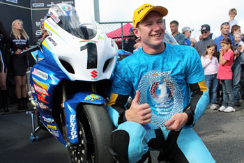 Waters and Suzuki have earned the number one ASBK plate for 2010.