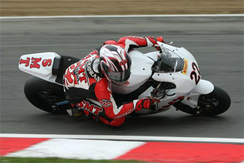O'Halloran will be back in the UK for 2010 - this time on a Triumph in Supersport.
