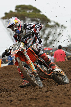 Simmonds debuted KTM's 350 SX-F with fifth overall at Horsham.