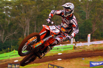 Larsen reclaimed the red plate with a Pro Lites victory in Queensland.