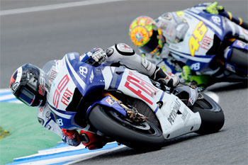 Lorenzo leads Fiat Yamaha teammate and rival Rossi into Mugello.