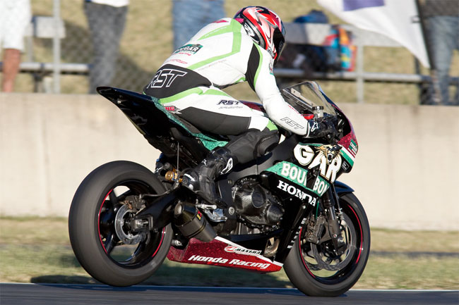 Cougar Bourbon Honda Racing's Bryan Staring rode to two flawless ASBK victories at Queensland Raceway on Sunday.