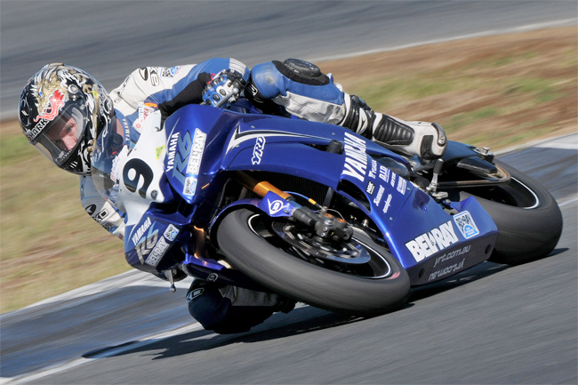 Yamaha Racing Team's Kevin Curtain won the ASBK Supersport round at Queensland on Sunday.