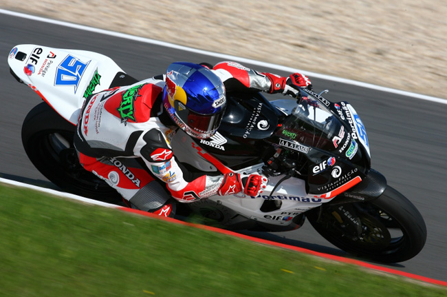 Eugene Laverty will step up to World Superbike with Yamaha in 2011 alongside Marco Melandri.