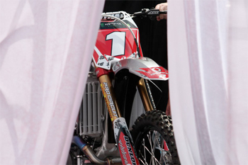 Could the curtains be closing on Chad Reed's 2011 Supercross career... for now?