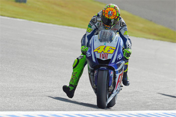 Yamaha's Valentino Rossi bounced back to the top on Friday in Japan.