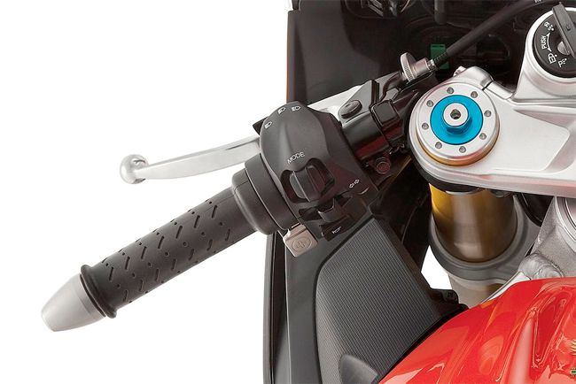 The APRC Aprilia Performance Ride Control will take the RSV4 to an entirely new level.