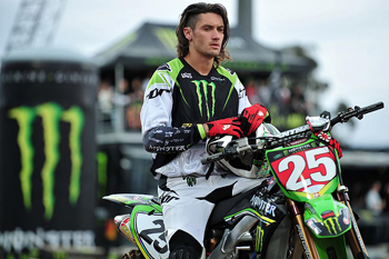 American Josh Hansen took his first overall victory in Super X at Auckland in New Zealand tonight. Image: Sport The Library.