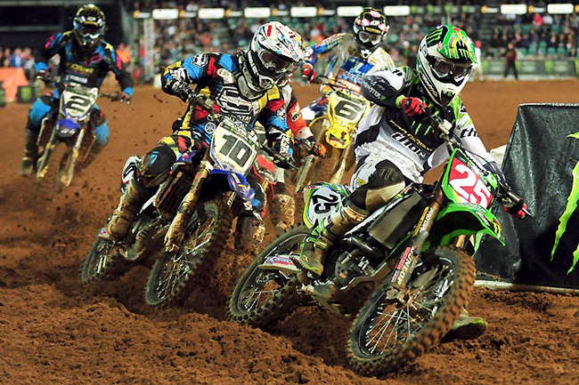 Josh Hansen continues to lead Super X 2010, but expect Marmont to build momentum over the coming weeks. Image: Sport The Library.