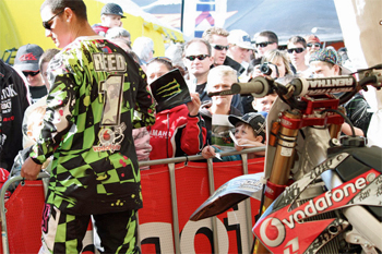 Chad Reed will officially run under the TwoTwo Motorsports banner in 2011.