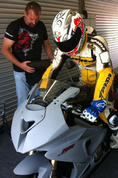 Allerton will campaign a BMW S 1000 RR during the 2011 ASBK season.